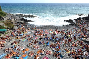 Genova Quinto - spiaggia di Murcarolo - otto ragazzi soccorsi in