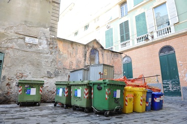 Genova - centro storico estate - le lamentele dei residenti per 