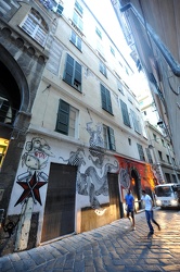 Genova - via Giustiniani 19 - esterni locali 