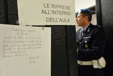 Genova - tribunale - aula chiusa ai giornalisti 