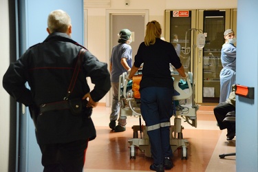 Genova - ospedale San Martino - l'uomo ferito subito dopo l'oper