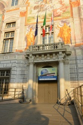 Genova - palazzo san giorgio, chiuso la domenica nonostante la m