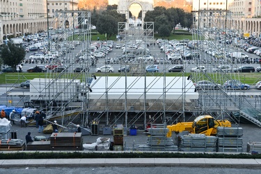 allestimento palco V Day 28112013