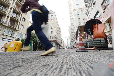 Genova - Via Fieschi - lavori di asfaltatura, cantiere strada sc