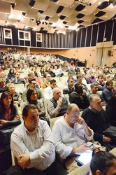 Genova - teatro della Giovent√π - incontro sindacati, assemblea 