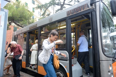 Genova - autobus amt linea collinare 375