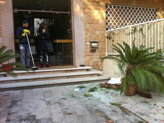 Genova - viale Arezzo - un anziano cade dal terrazzo e muore