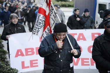 Genova - manifestazione lavoratori pensioni amianto inail
