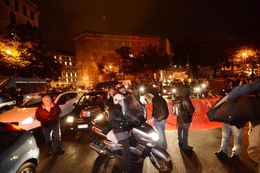 Genova - giornata di protesta per i lavoratori amt