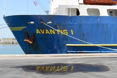 Genova - terminal rinfuse - la vicenda della nave Avantis
