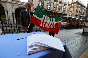raccolta firme forza italia 09 2013-2723