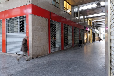 Genova - le galleria accanto a via XII Ottobre - desolazione, ne