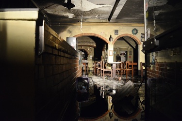 Genova, Staglieno - a fuoco il pub Lucille, intervento vigili de