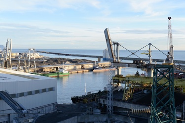 Genova - incidente zona porto - cade da scaletta protetta da gra