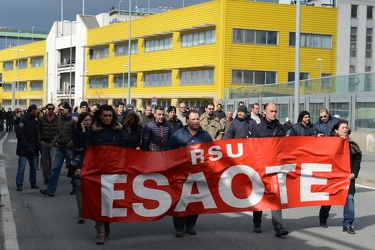 Genova sestri ponente - corteo manifestazione lavoratori esaote