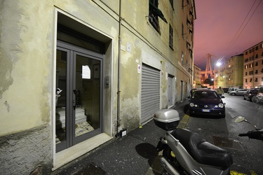 Genova, Rivarolo - Via Garello 14 - inquilino muore nel portone 