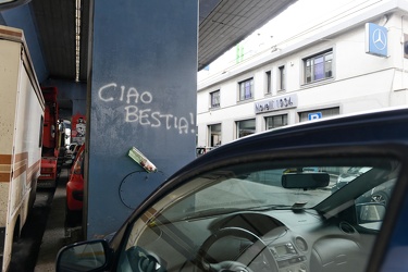 Genova - via di Francia - cancellato murales dedicato a Mattia M