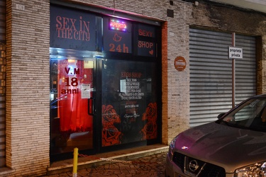 Genova, Multedo - apre un sexy shop accanto al supermercato