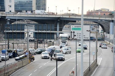 Genova - terminal traghetti - allarme bomba nel parcheggio