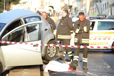 Genova - Auto contro moto in corso Gastaldi, 2 vittime 