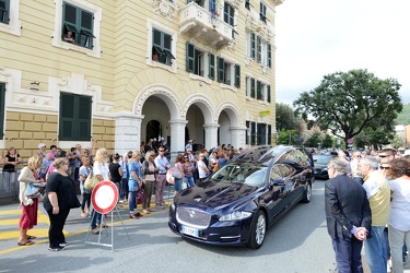 Genova, Voltri - funerale vigilessa quarantenne stroncata da un 