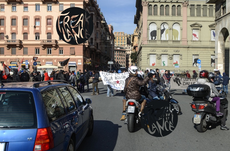 protesta_antagonisti_salvini_032015-7840.jpg