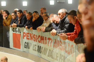 Genova - consiglio regionale - proteste lavoratori