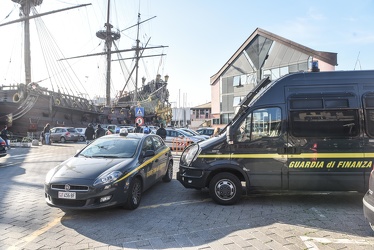 venditori parcheggiatori Porto Antico 122015-3916