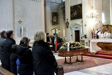 160206 funerali di meglio