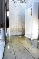 Genova - i bagni pubblici in piazza Raibetta