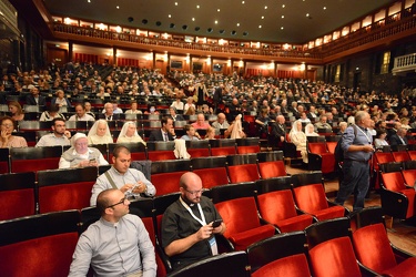 Genova - congresso eucaristico - evento al Carlo Felice