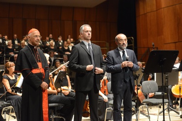 Genova - congresso eucaristico - evento al Carlo Felice