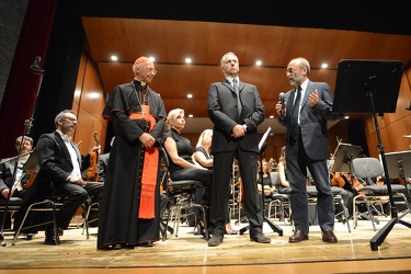 Genova - congresso eucaristico - evento al Carlo Felice