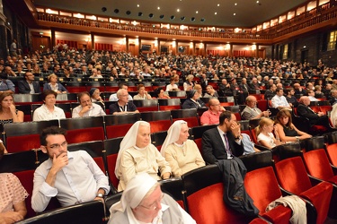 Genova - congresso eucaristico - evento al Carlo Felice