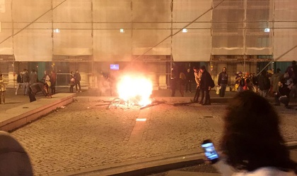 Genova, sabato sera - manifestazione nel centro storico