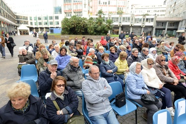 Genova, Piazza Piccapietra - la festa per i 130 anni del Secolo 