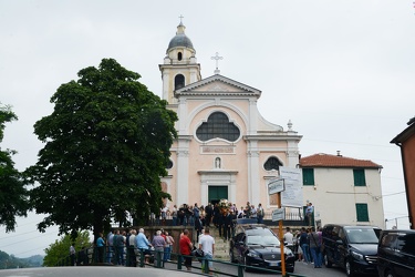 Genova, chiesa parrocchiale di San Biagio - il funerale del 65en