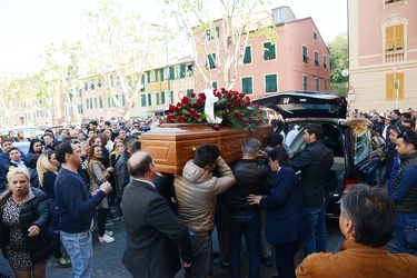 Genova, Pra - i funerali dei due Sinti, padre e figlio