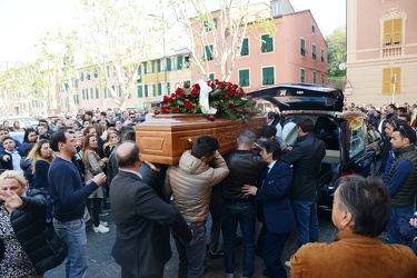 Genova, Pra - i funerali dei due Sinti, padre e figlio