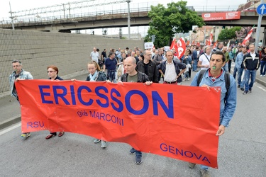 Genova Sestri Ponente - manifestazione unitaria lavoratori azien