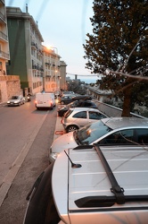 Genova, via Paleocapa - parcheggi automobili 