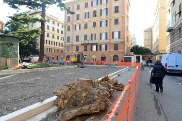 Genova - piazza Paolo da Novi - i lavori di risistemazione e la 