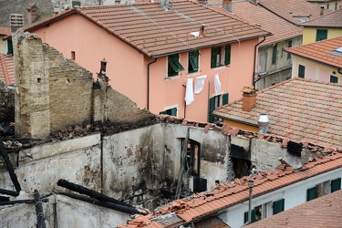 Genova, Casella - il giorno dopo il rogo in cui ha perso la vita