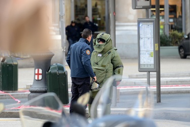 Genova - stazione Principe - allarme bomba alla fermata dell'aut