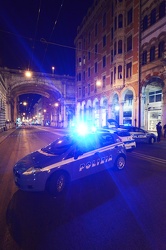 Genova, allarme bomba sul ponte monumentale, pacco sospetto