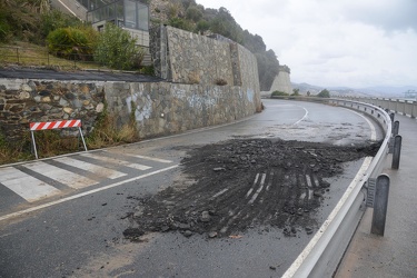 Genova, Voltri - i danni provocati dalla mareggiata