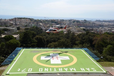 Genova, ospedale San Martino - rinnovato elicottero soccorso vig