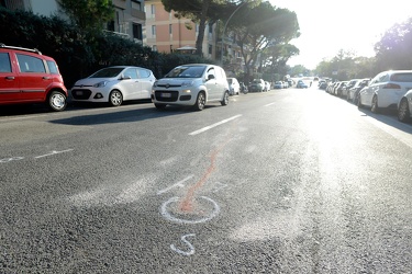 Genova, via Carrara - incidente grave, investita strisce pedonal