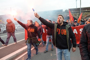 Genova, Cornigliano - altra giornata di agitazione per i lavorat