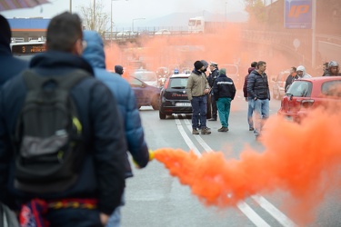 Genova, Cornigliano - altra giornata di agitazione per i lavorat